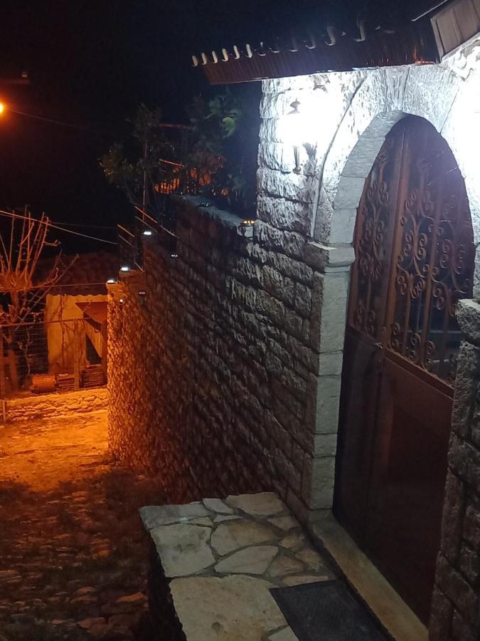 Guest House Bumbli Berat Phòng bức ảnh