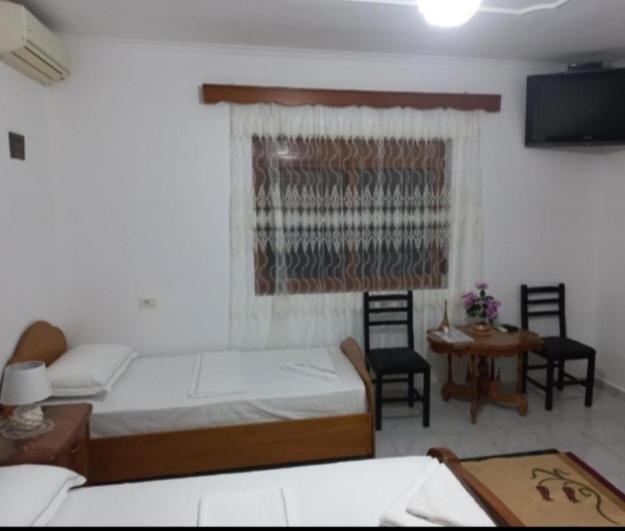 Guest House Bumbli Berat Ngoại thất bức ảnh
