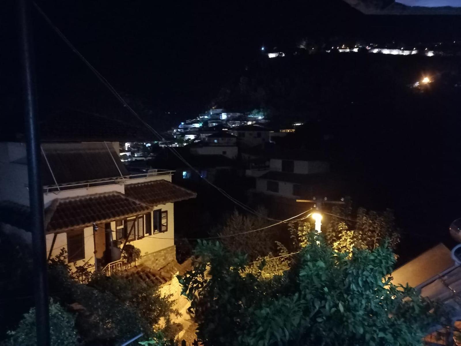 Guest House Bumbli Berat Phòng bức ảnh