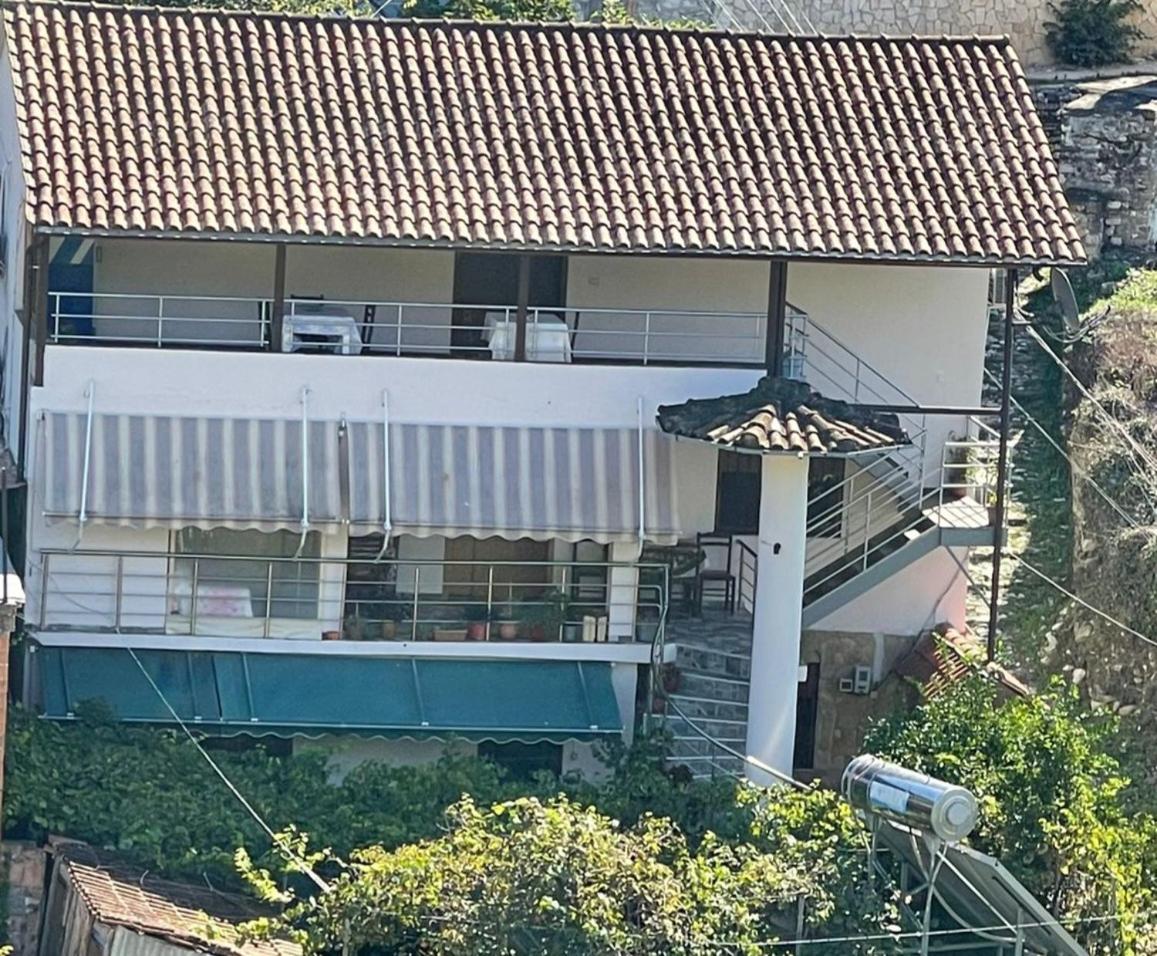 Guest House Bumbli Berat Ngoại thất bức ảnh